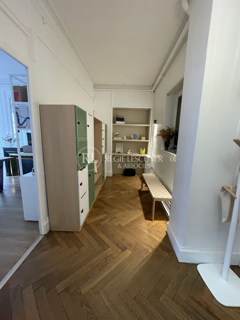 Photo BUREAUX 113.50 m² Rue Grenette 69002 LYON image 6/6