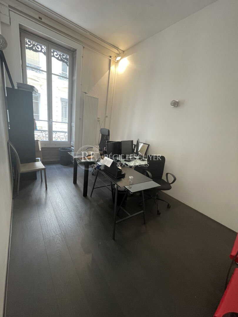Photo BUREAUX  185 m² Rue EDOUARD HERRIOT LYON 2 image 6/6
