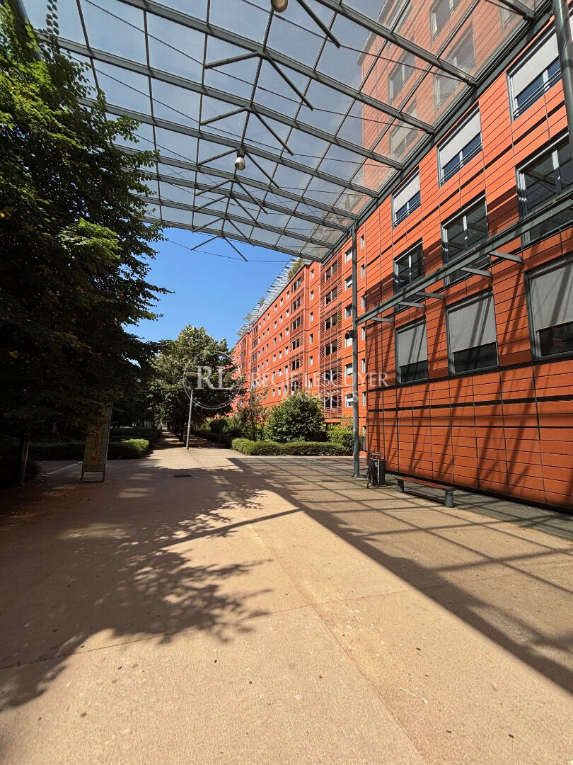 Agence immobilière de 
 REGIE LESCUYER ET ASSOCIES Lyon 6eme - REGIE LESCUYER ET ASSOCIES 
