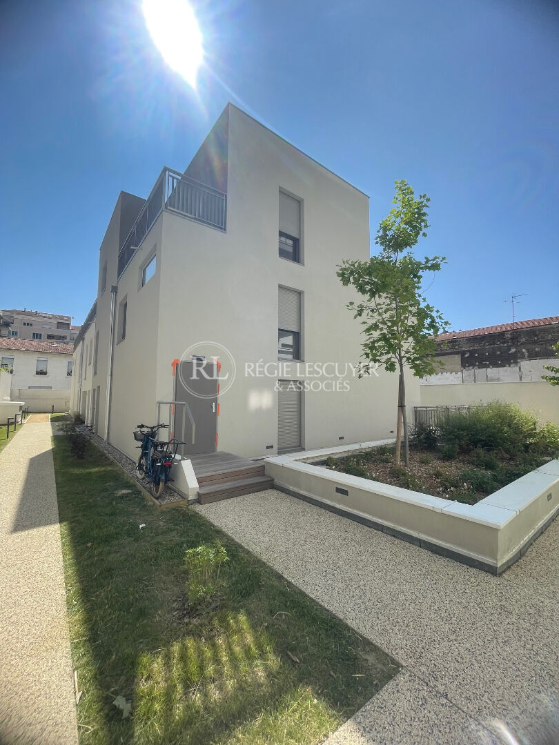 Agence immobilière de 
 REGIE LESCUYER ET ASSOCIES Lyon 6eme - REGIE LESCUYER ET ASSOCIES 
