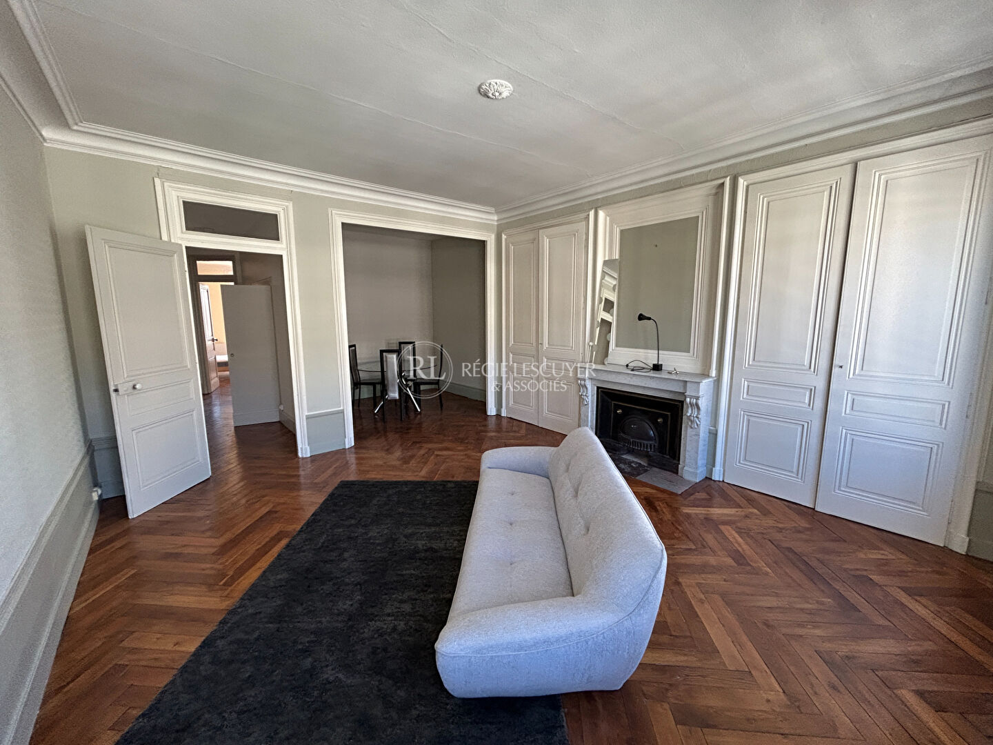 Agence immobilière de 
 REGIE LESCUYER ET ASSOCIES Lyon 6eme - REGIE LESCUYER ET ASSOCIES 
