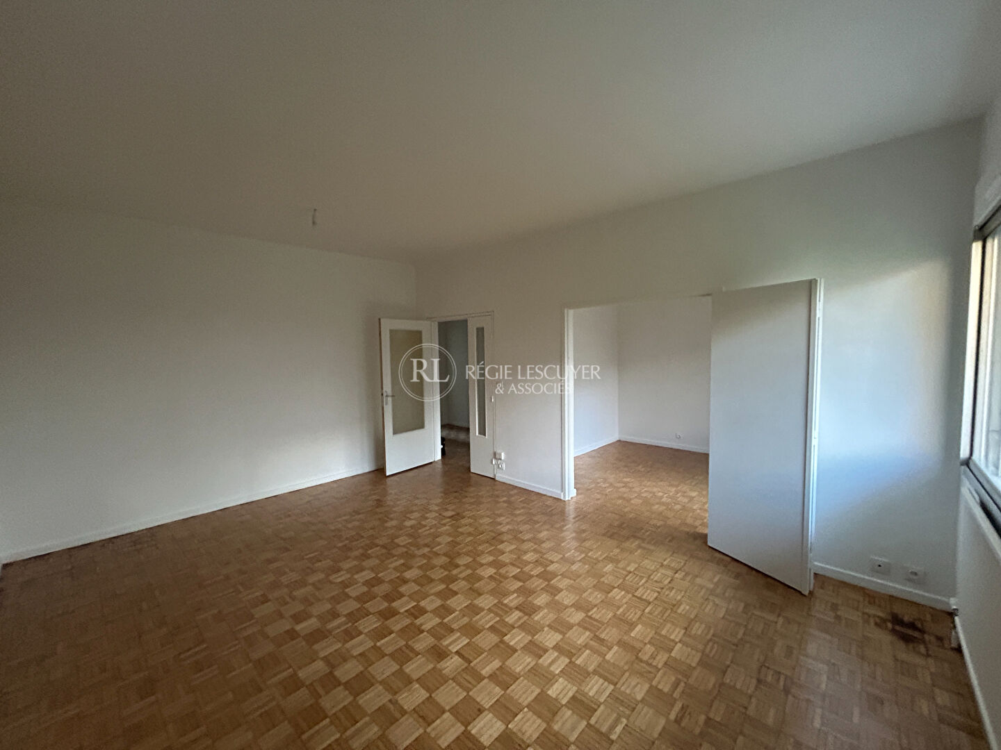 Agence immobilière de 
 REGIE LESCUYER ET ASSOCIES Lyon 6eme - REGIE LESCUYER ET ASSOCIES 
