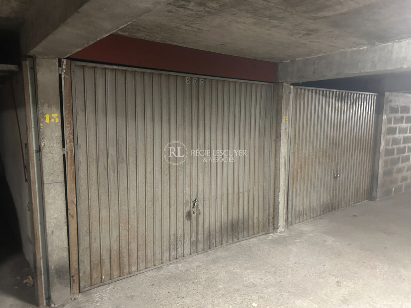 GARAGE- 29 COURS EMILE ZOLA VILLEURBANNE