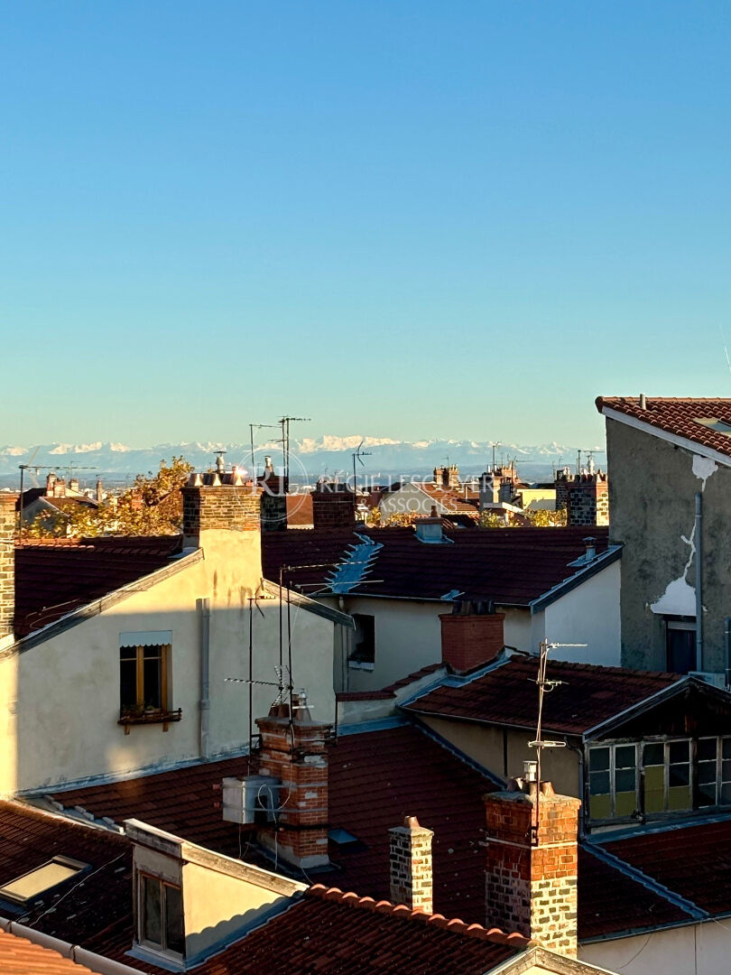 Agence immobilière de 
 REGIE LESCUYER ET ASSOCIES Lyon 6eme - REGIE LESCUYER ET ASSOCIES 
