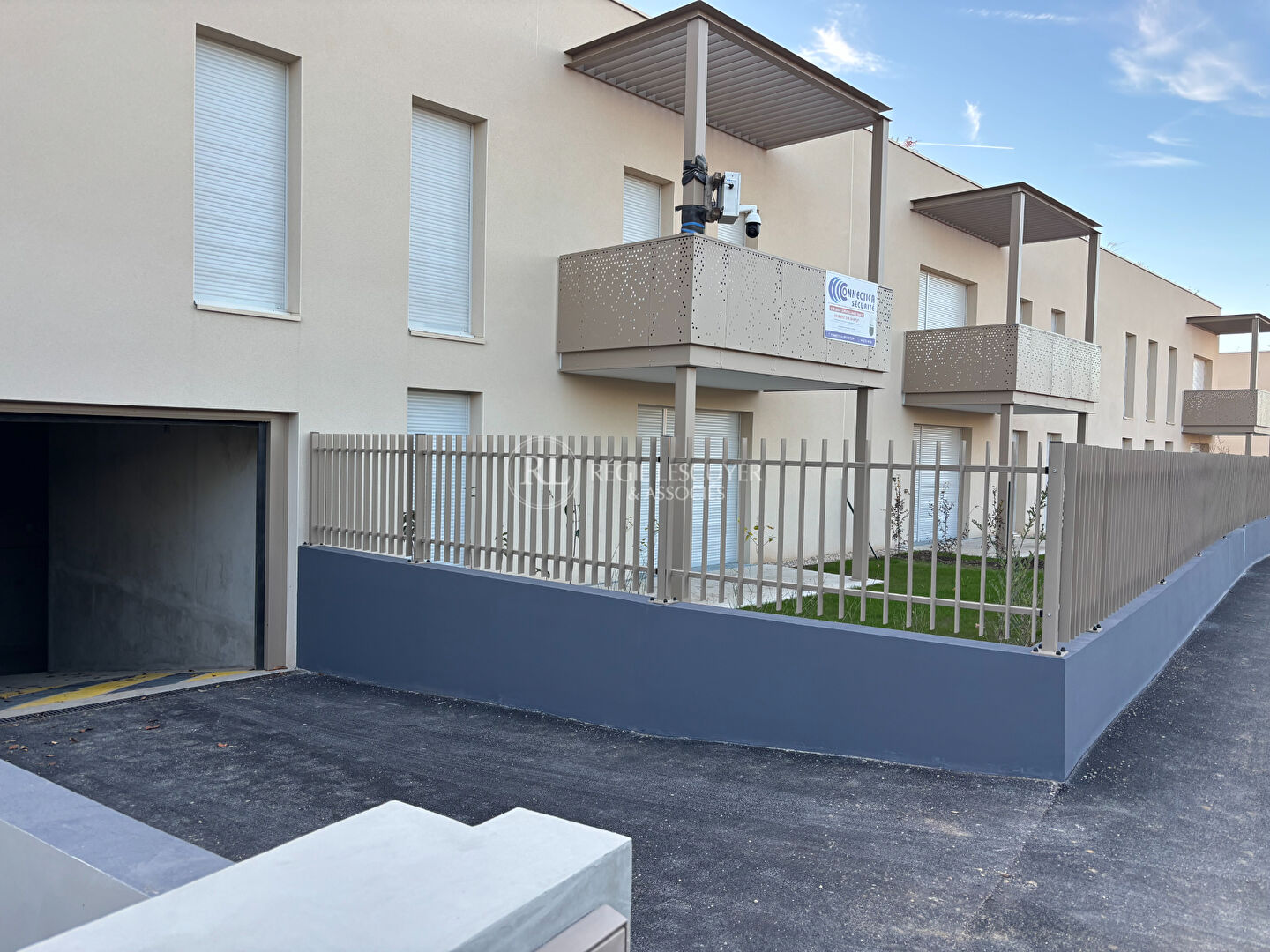 Photo F2- MARECHAL LYAUTEY - 69680 CHASSIEU image 2/6