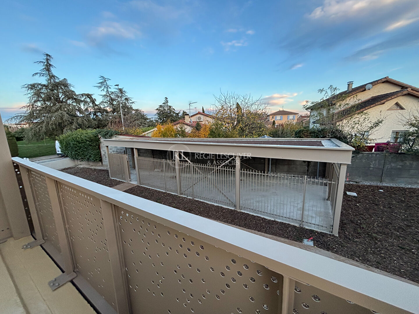 Photo F3- MARECHAL LYAUTEY - 69680 CHASSIEU image 4/6