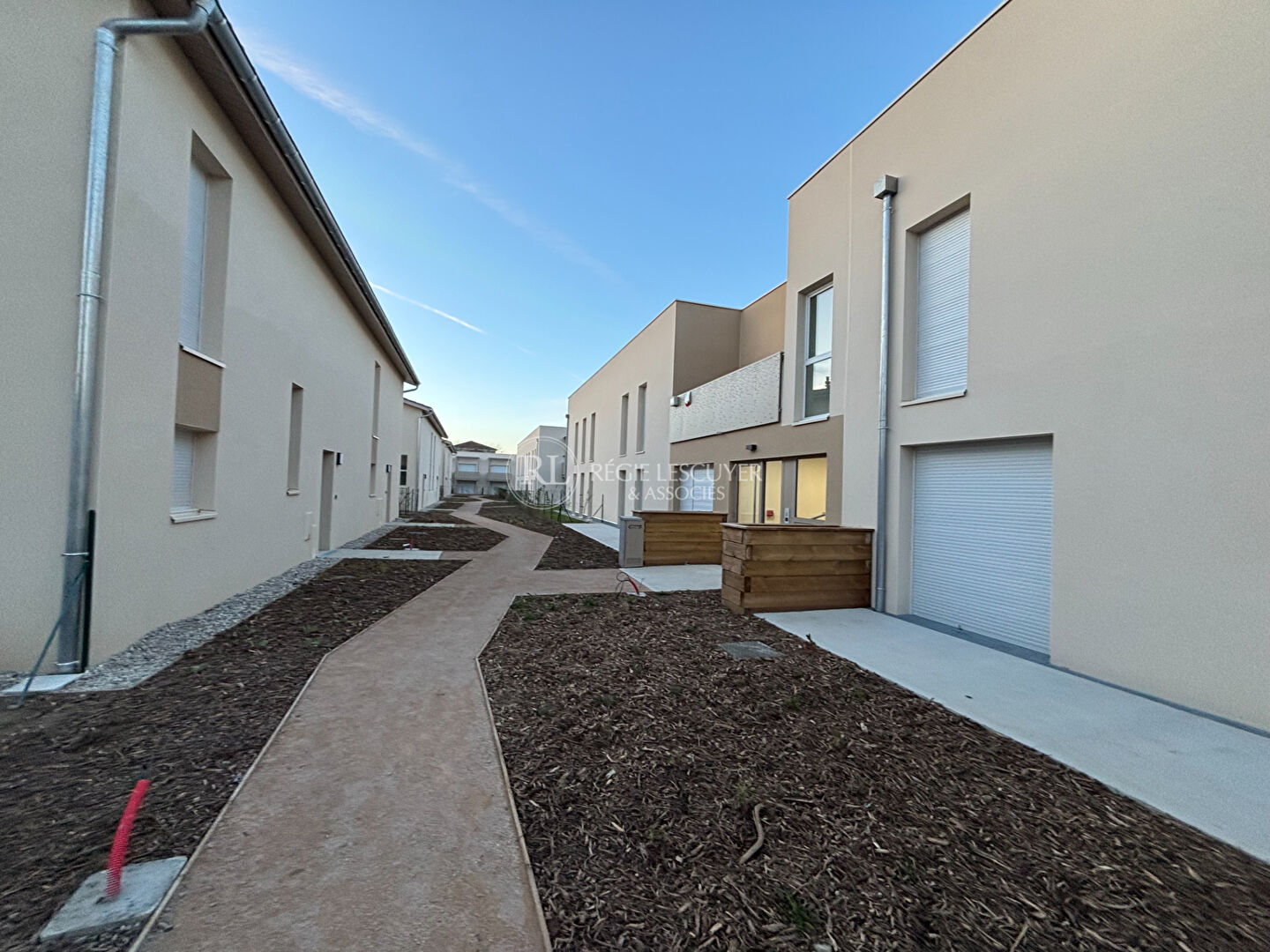 Photo F2- RUE MARECHAL LYAUTEY- 69680 CHASSIEU image 2/6