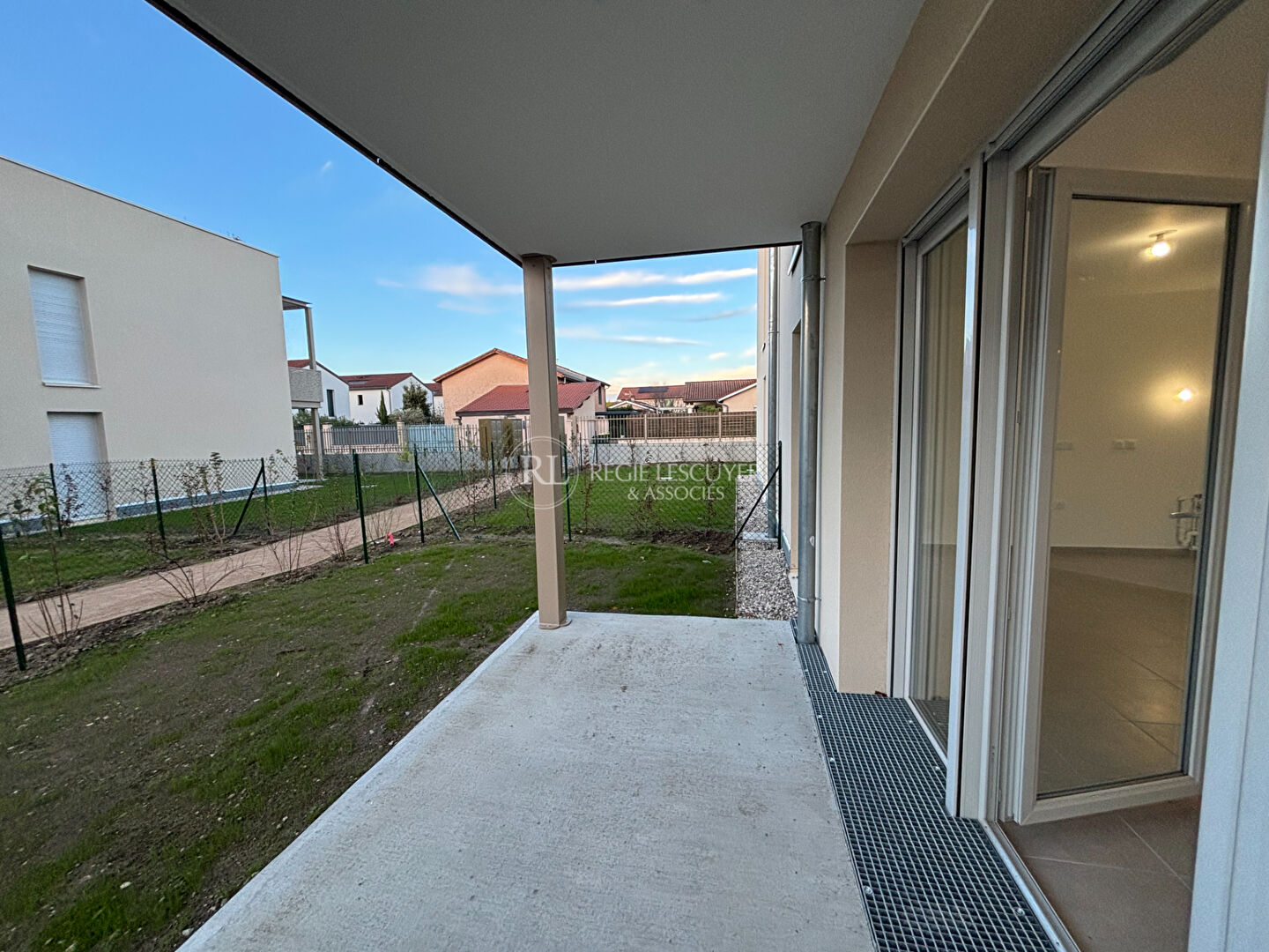 Photo F2- RUE MARECHAL LYAUTEY- 69680 CHASSIEU image 4/6