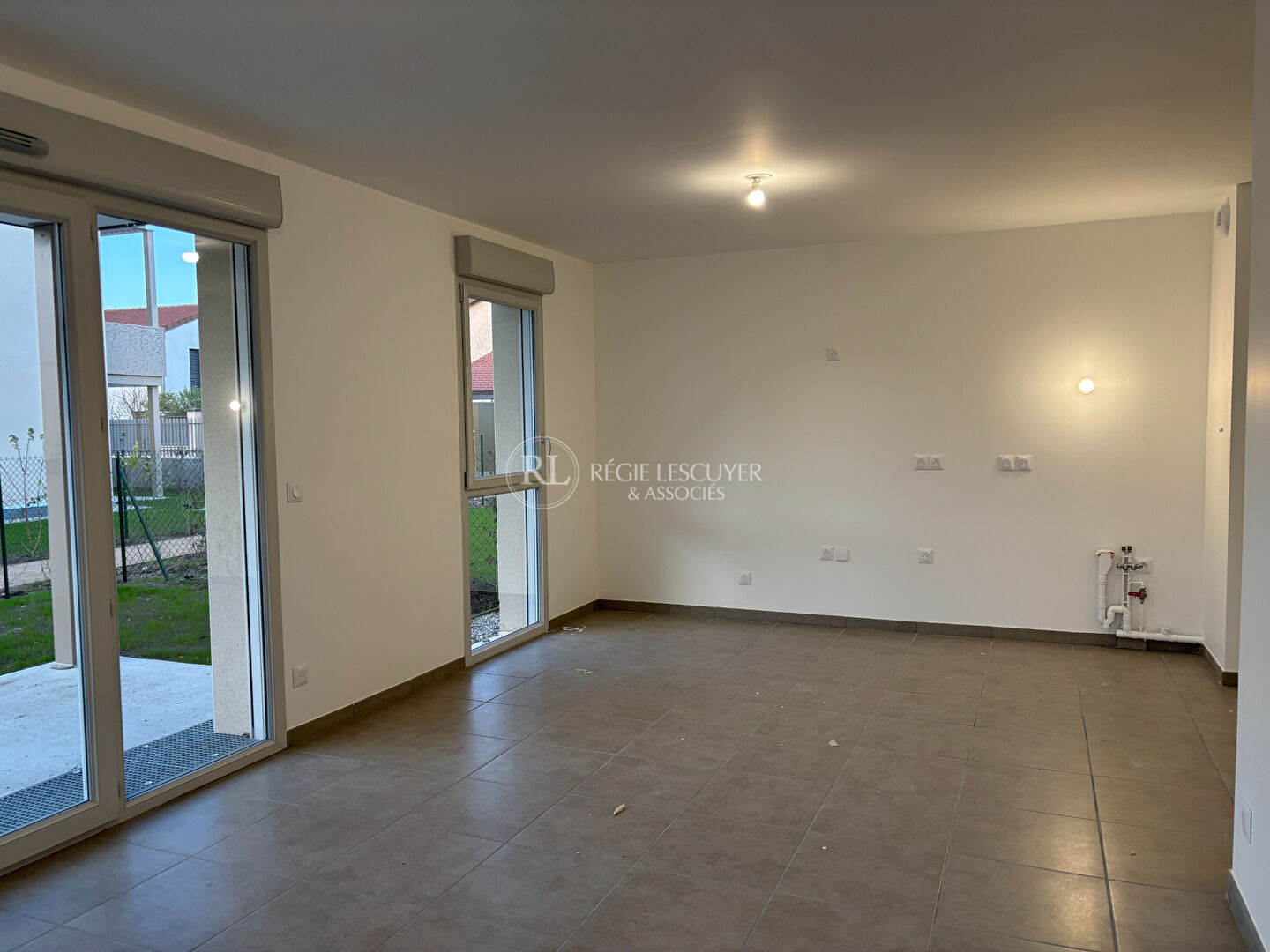 Photo F2- RUE MARECHAL LYAUTEY- 69680 CHASSIEU image 5/6