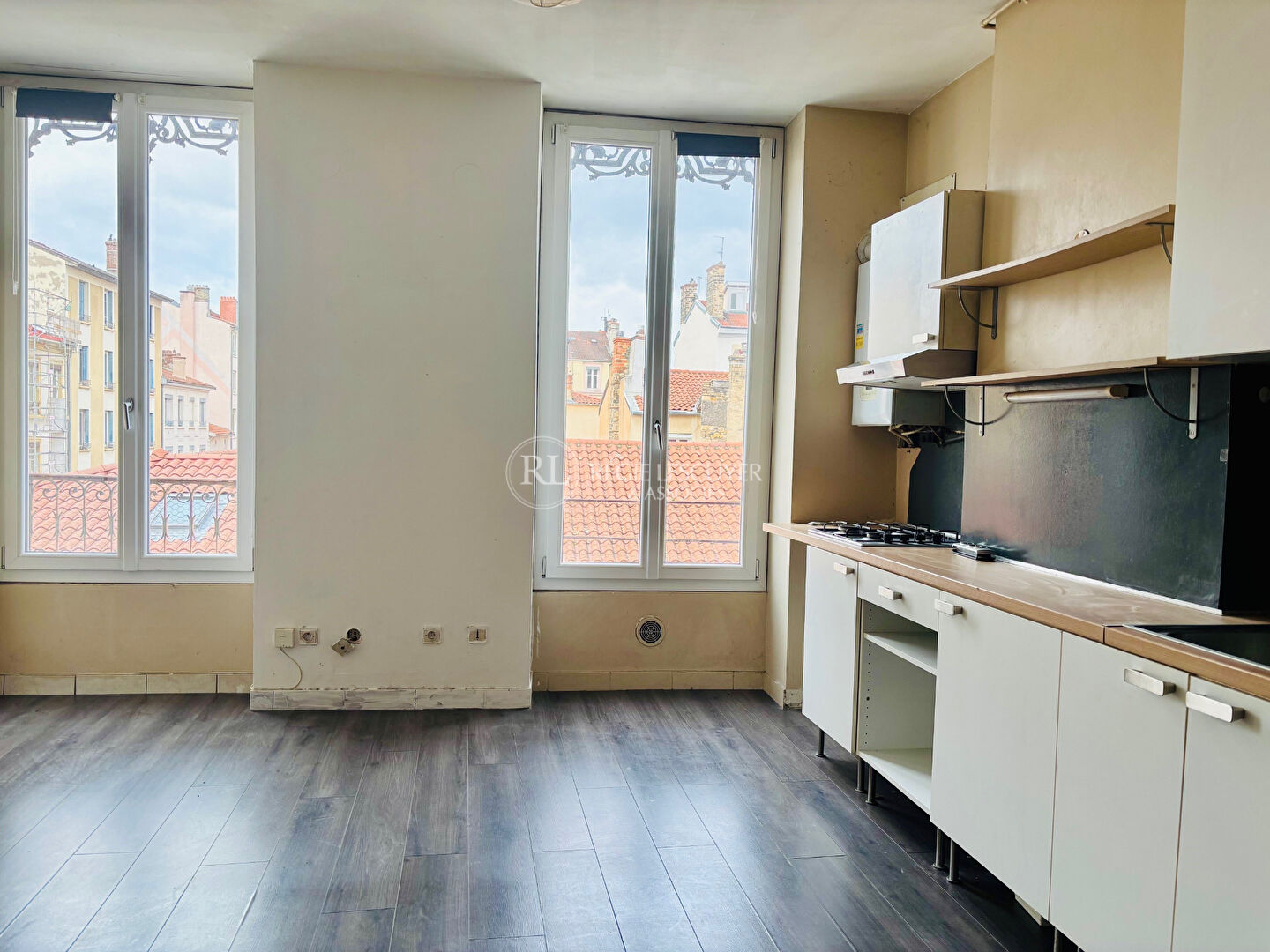 Agence immobilière de 
 REGIE LESCUYER ET ASSOCIES Lyon 6eme - REGIE LESCUYER ET ASSOCIES 
