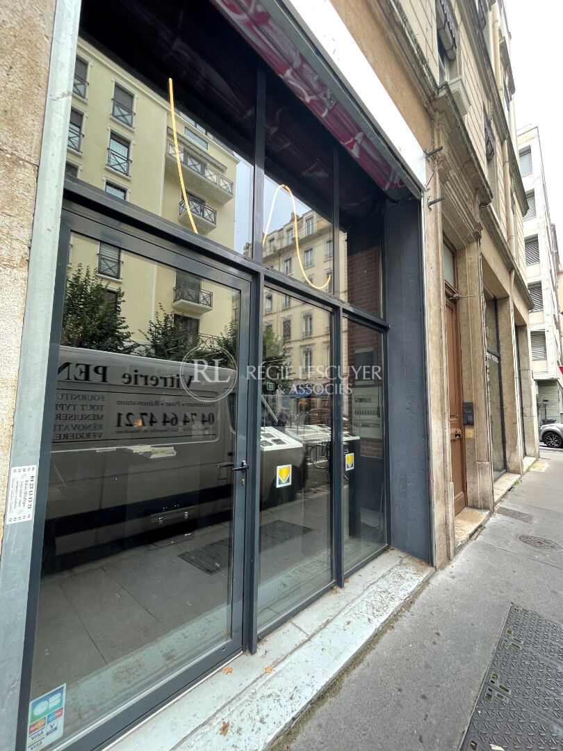 Agence immobilière de 
 REGIE LESCUYER ET ASSOCIES Lyon 6eme - REGIE LESCUYER ET ASSOCIES 
