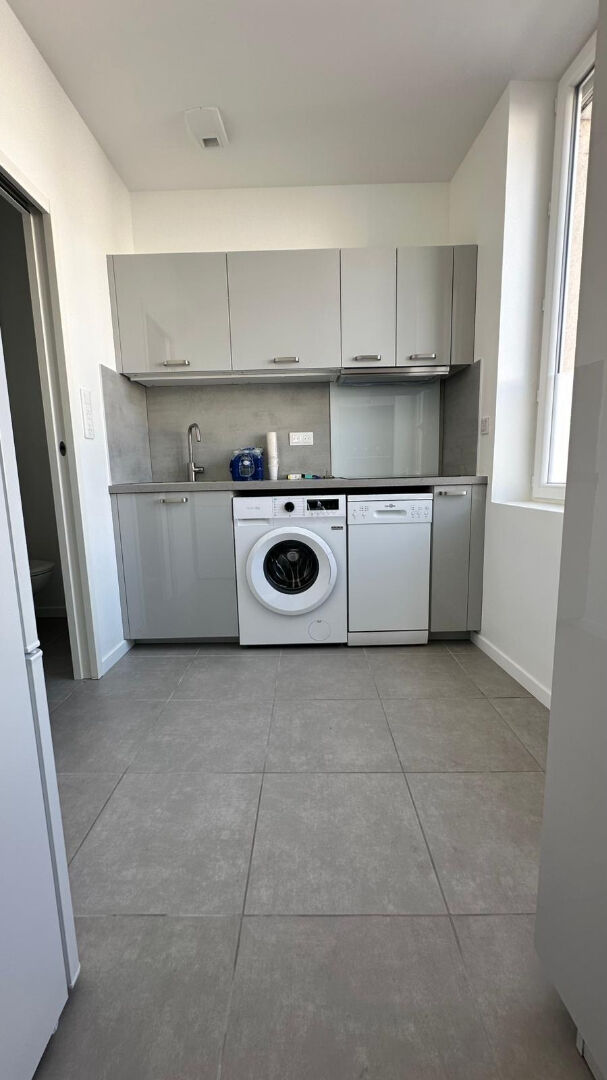 Agence immobilière de 
 REGIE LESCUYER ET ASSOCIES Lyon 6eme - REGIE LESCUYER ET ASSOCIES 
