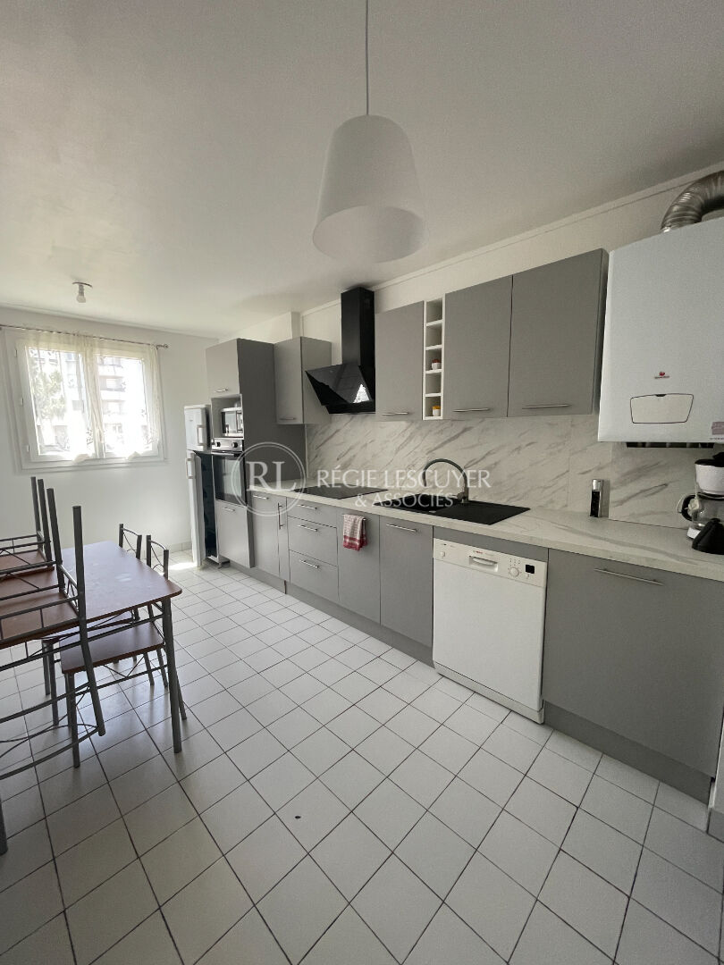 Agence immobilière de 
 REGIE LESCUYER ET ASSOCIES Lyon 6eme - REGIE LESCUYER ET ASSOCIES 
