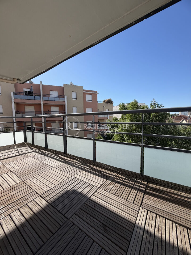 Agence immobilière de 
 REGIE LESCUYER ET ASSOCIES Lyon 6eme - REGIE LESCUYER ET ASSOCIES 
