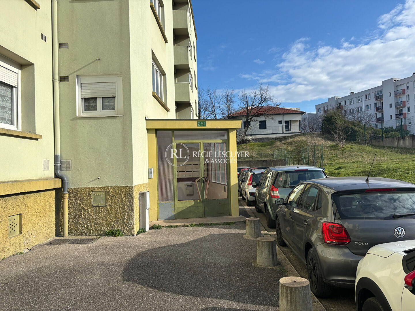 Agence immobilière de 
 REGIE LESCUYER ET ASSOCIES Lyon 6eme - REGIE LESCUYER ET ASSOCIES 
