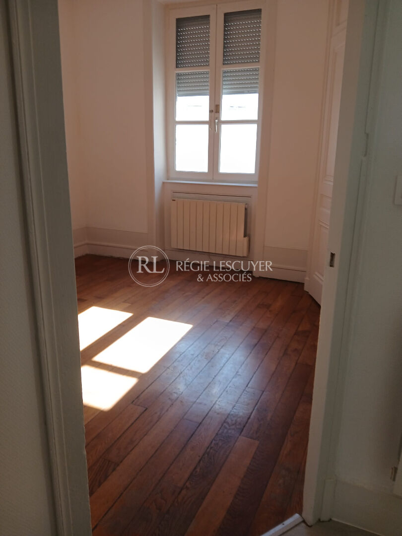 Agence immobilière de 
 REGIE LESCUYER ET ASSOCIES Lyon 6eme - REGIE LESCUYER ET ASSOCIES 
