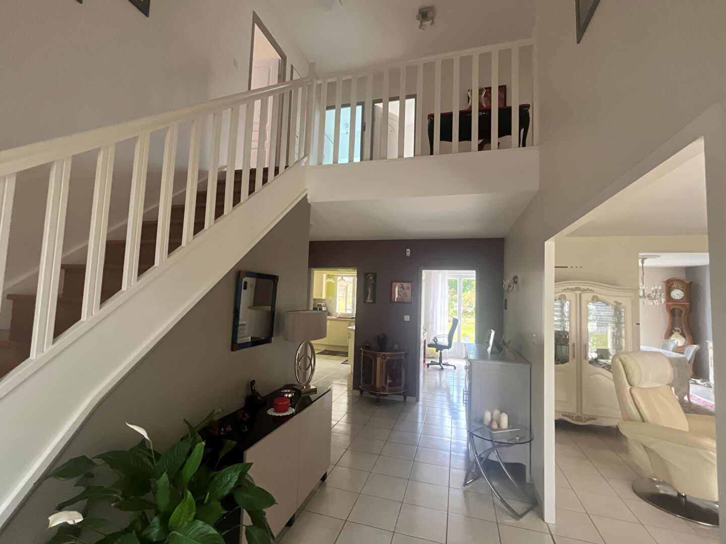 Gévezé jolie maison T7 sur l'axe Rennes St Malo