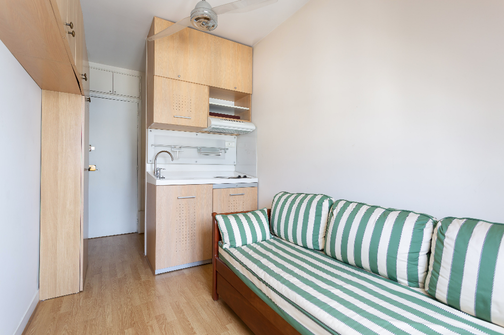 Vente Appartement de 4 pièces 126 m² - PARIS 75008 | REZ DE CHAUSSEE.COM - AR photo10