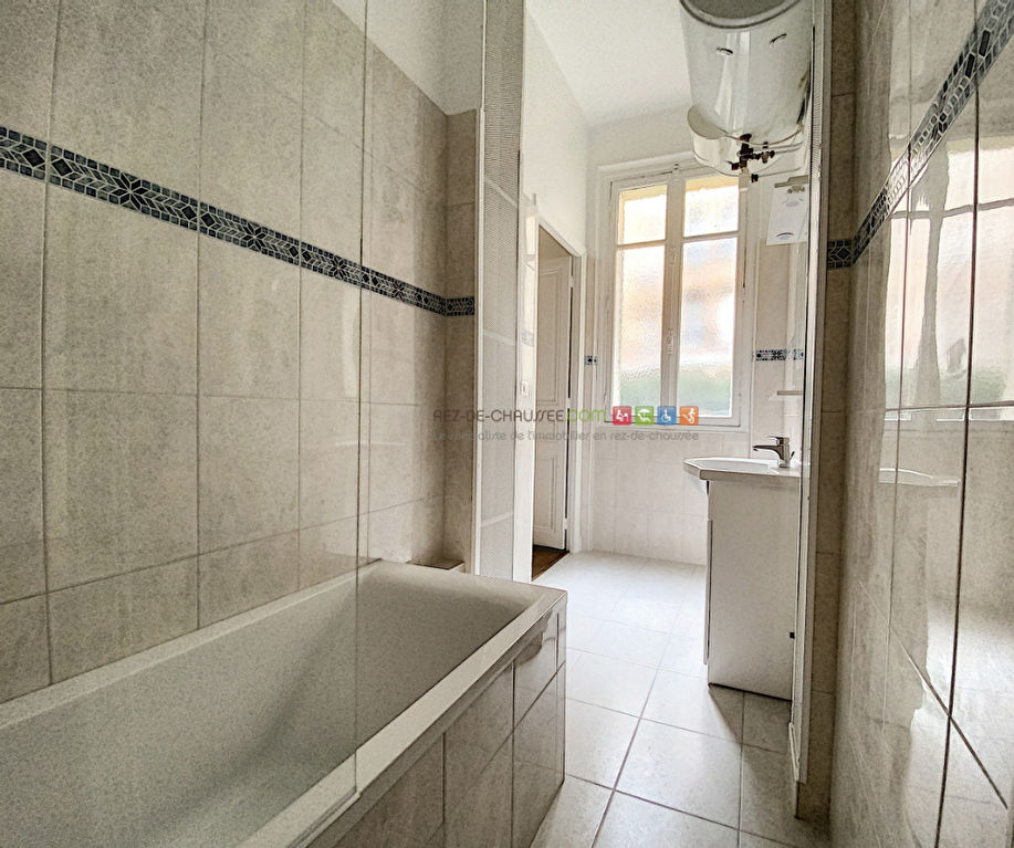 Vente Appartement de 8 pièces 220 m² - PARIS 75116 | REZ DE CHAUSSEE.COM - AR photo10
