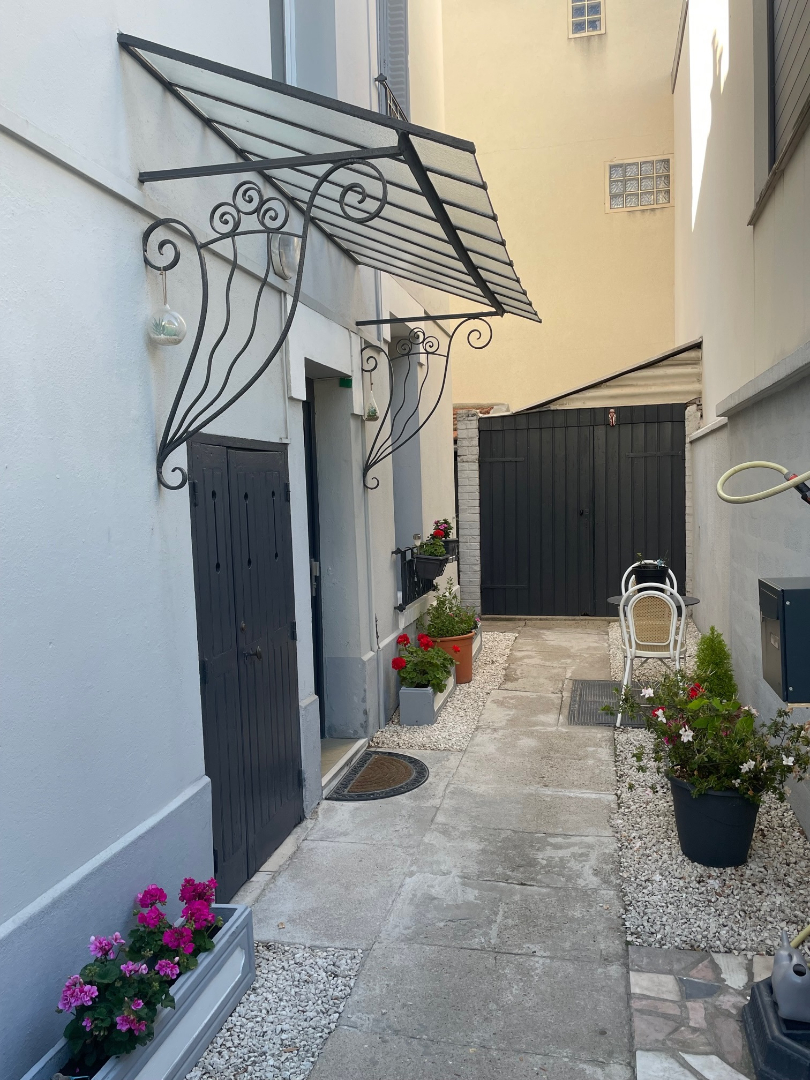 CHAMBRE MEUBLEE CENTRE VILLE