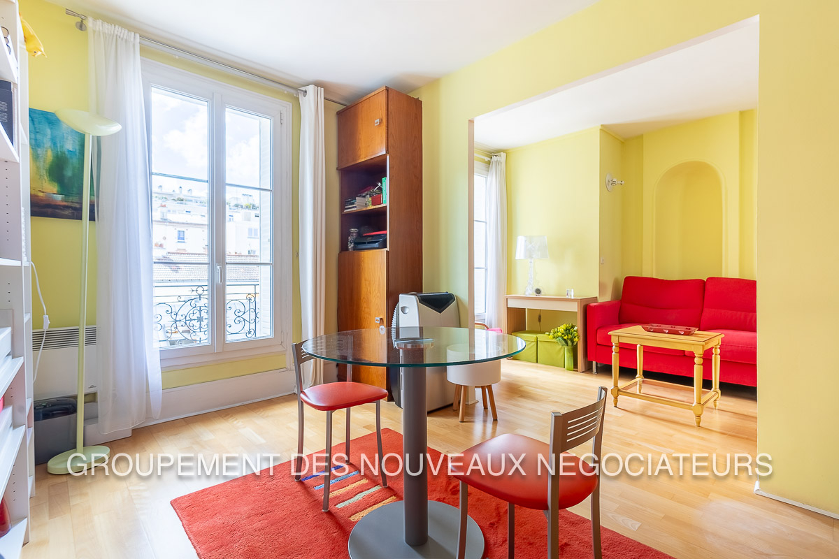 APPARTEMENT LUMINEUX 2 PIECES