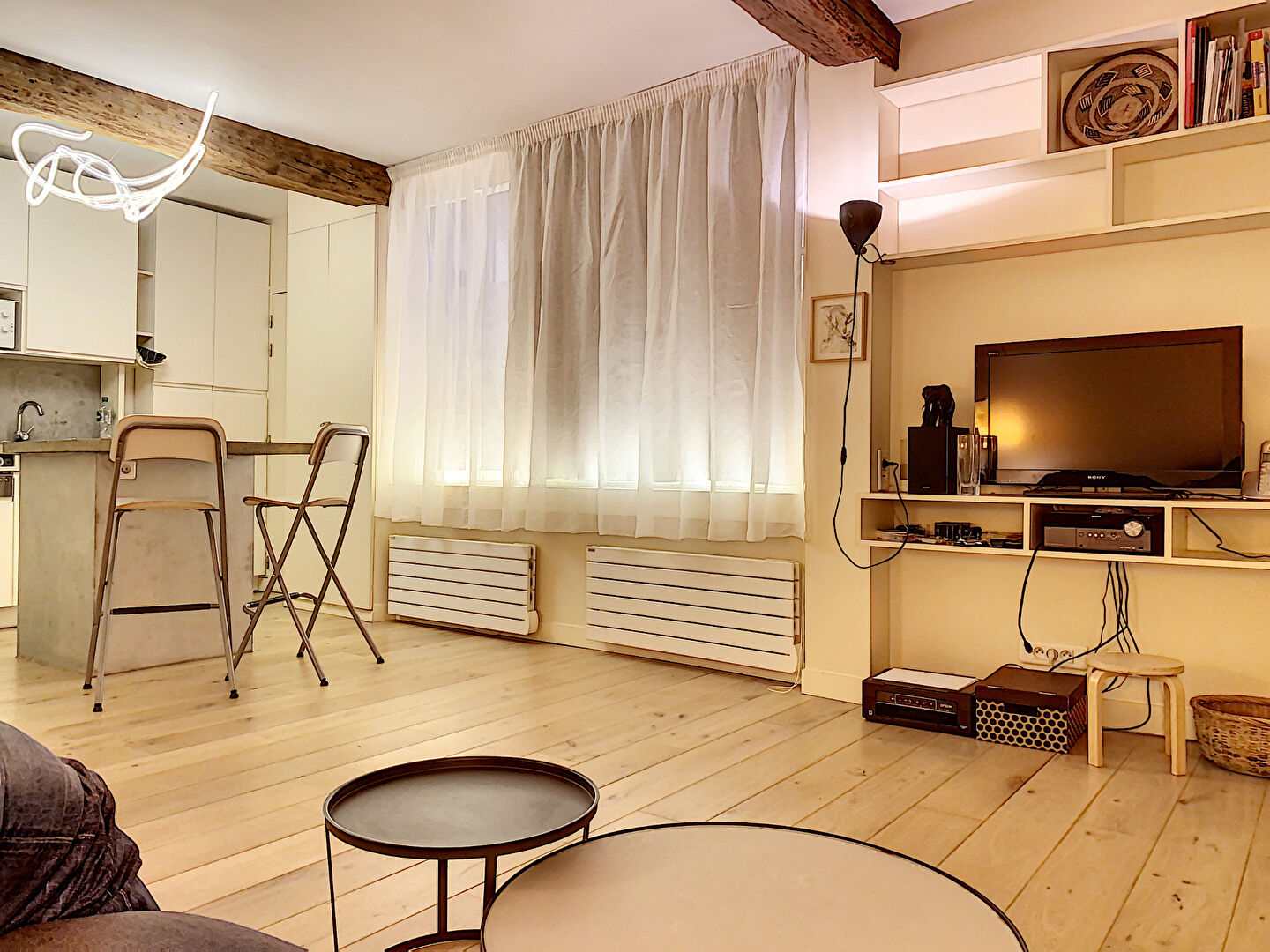 STUDIO AU COEUR DE SAINT GERMAIN DES PRES.