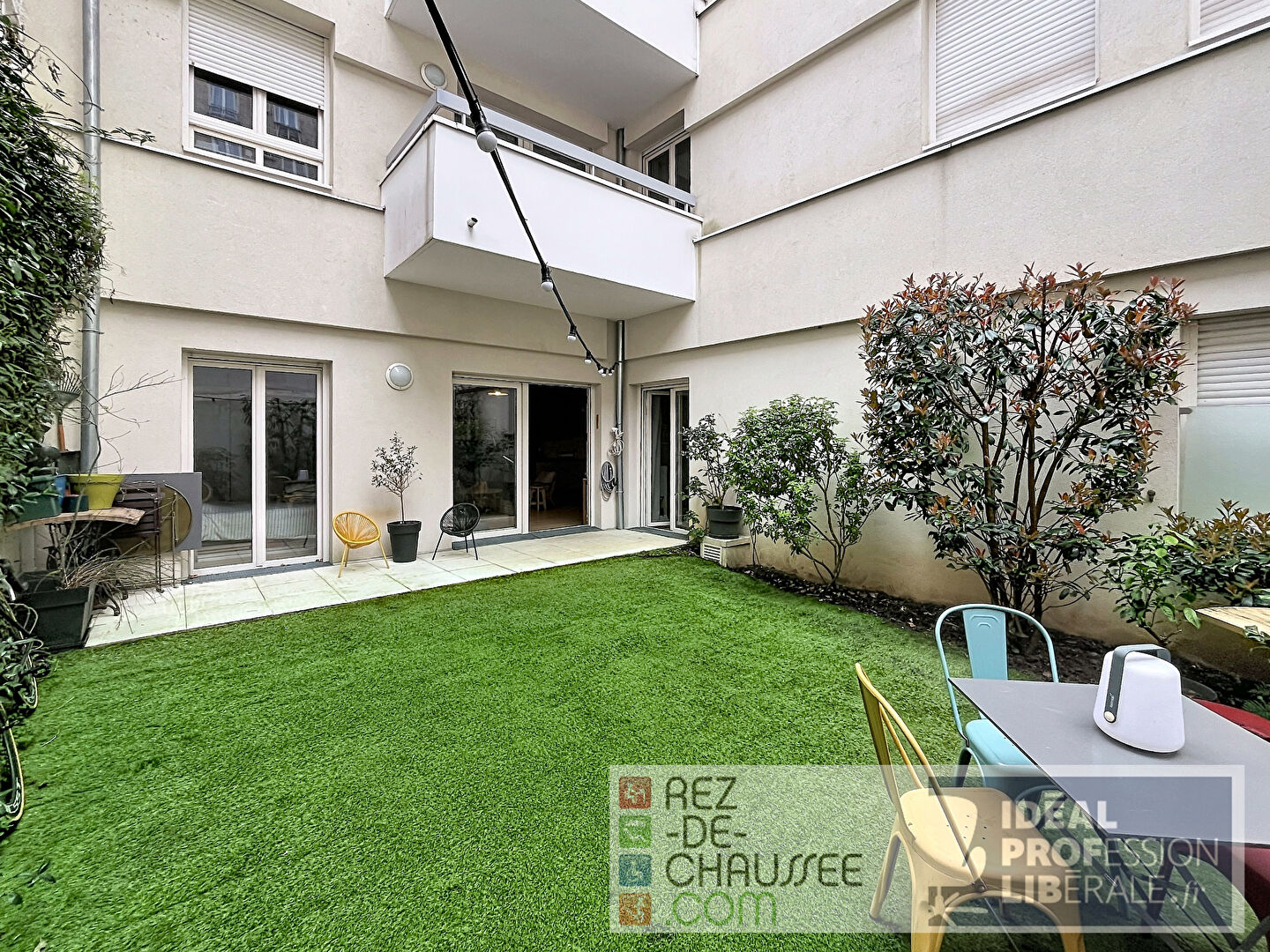 BEAU 3 PIÈCES DE 55M2 AVEC TERRASSE ET JARDIN DE 54M2