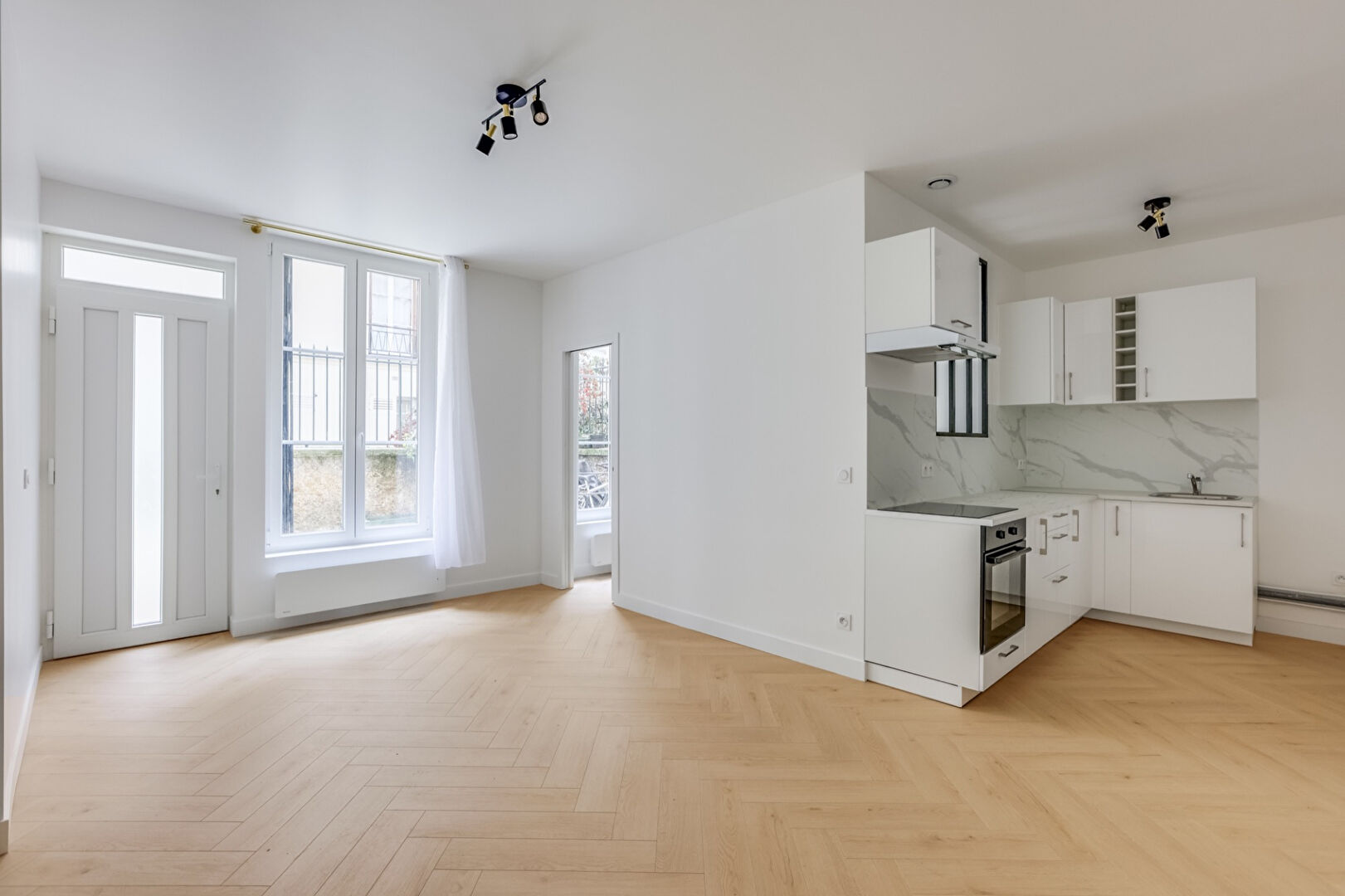 SUPERBE APPARTEMENT REFAIT A NEUF