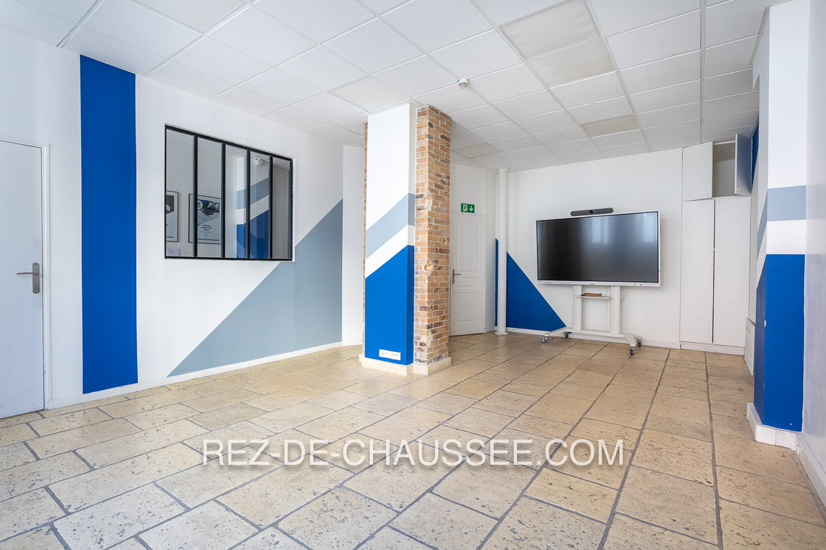 Gambetta bureaux normes pmr à Paris 20 — photo 4
