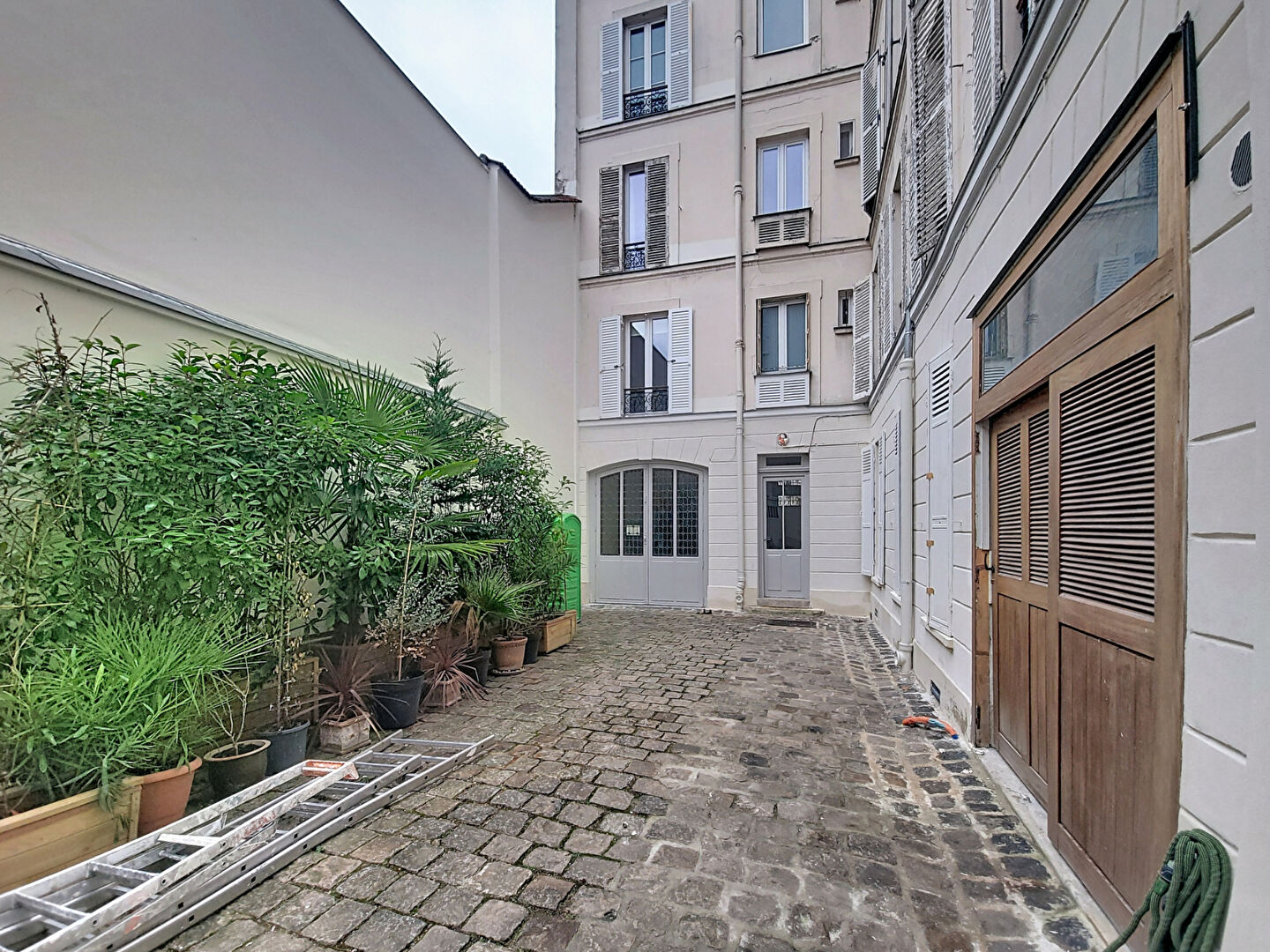 Bureaux pour professions liberales à Paris 14 — photo 7