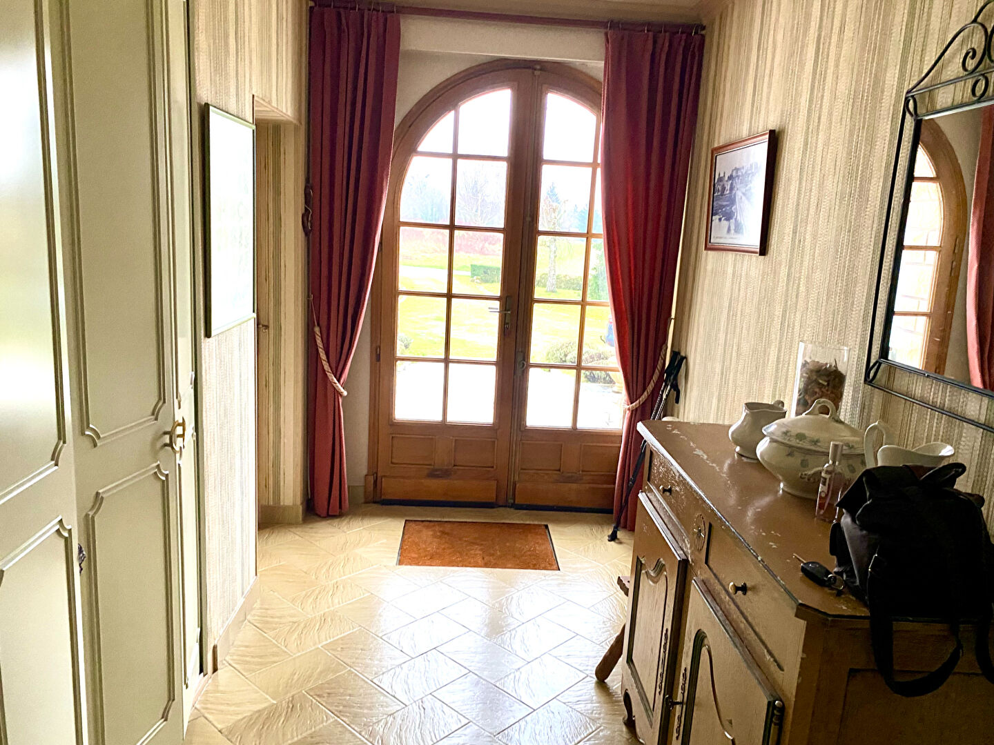 Photo Maison Seigy 260 m2 7 chambres image 5/6