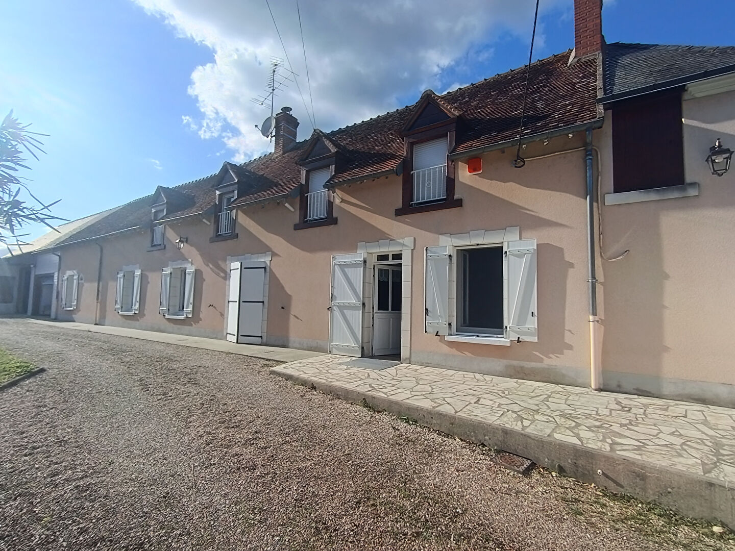 Agence immobilière de 
 RICONO IMMOBILIER SELLES SUR CHER - RICONO IMMOBILIER 
