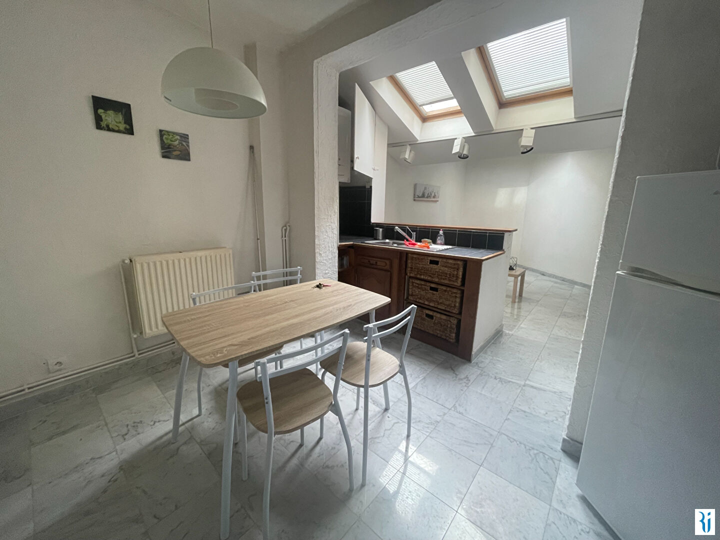 Photo ROUEN - NOUVELLE PREFECTURE F2 MEUBLE image 3/4