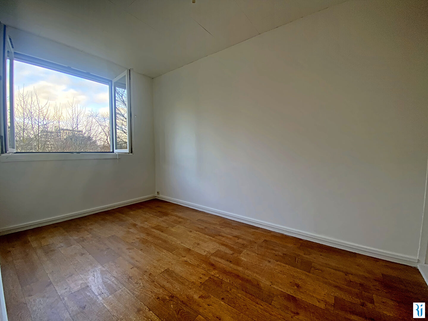 Photo Appartement Mont Saint Aignan 3 pièce(s) 60.3 m2 image 6/6