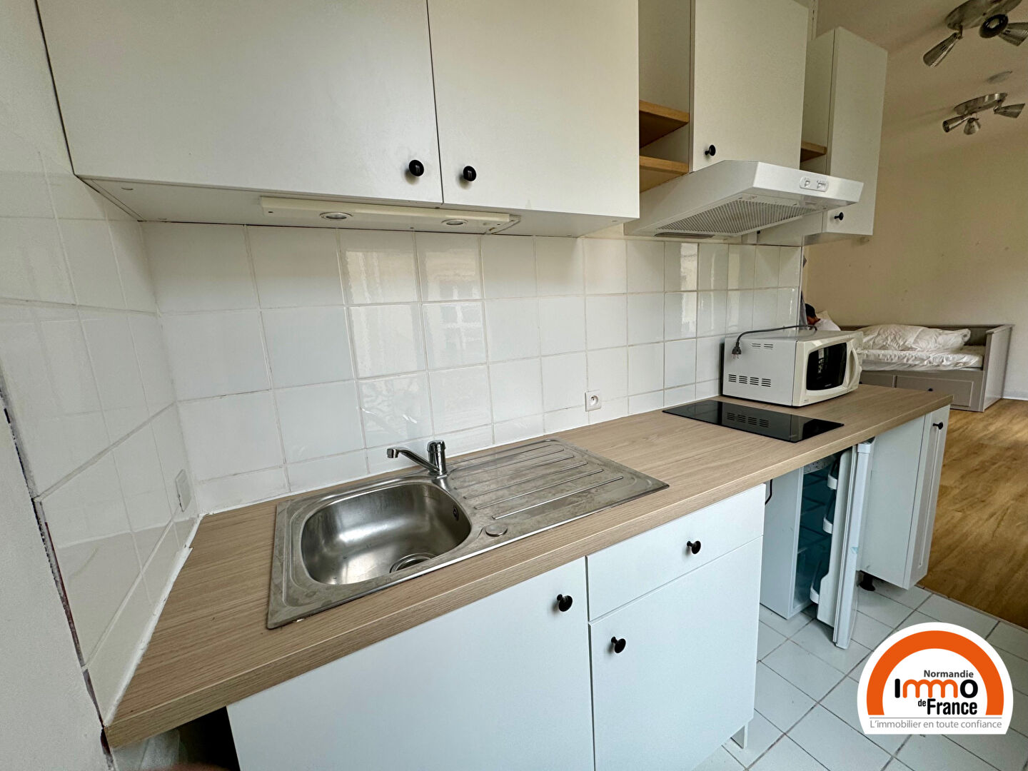 Photo ROUEN PROCHE DE LA PLACE DU VIEUX MARCHE - Studio MEUBLE de 26,30 m² image 3/6