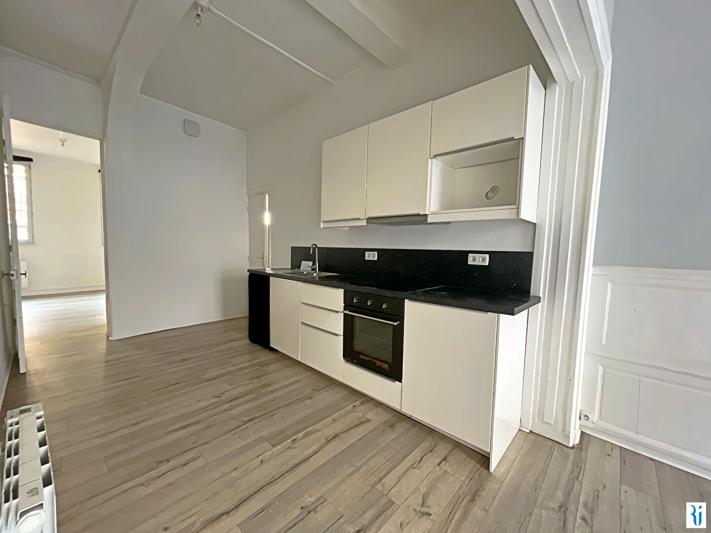 Appartement + courette privative 2 pièce(s) 44.11 m2