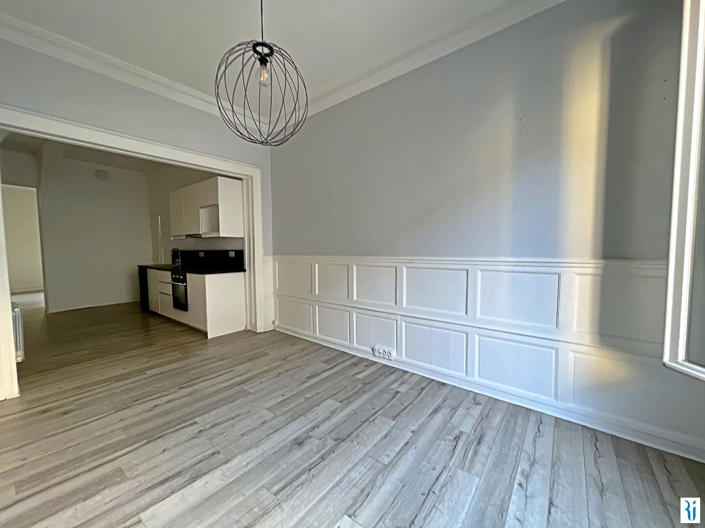 Photo Appartement + courette privative 2 pièce(s) 44.11 m2 image 2/6