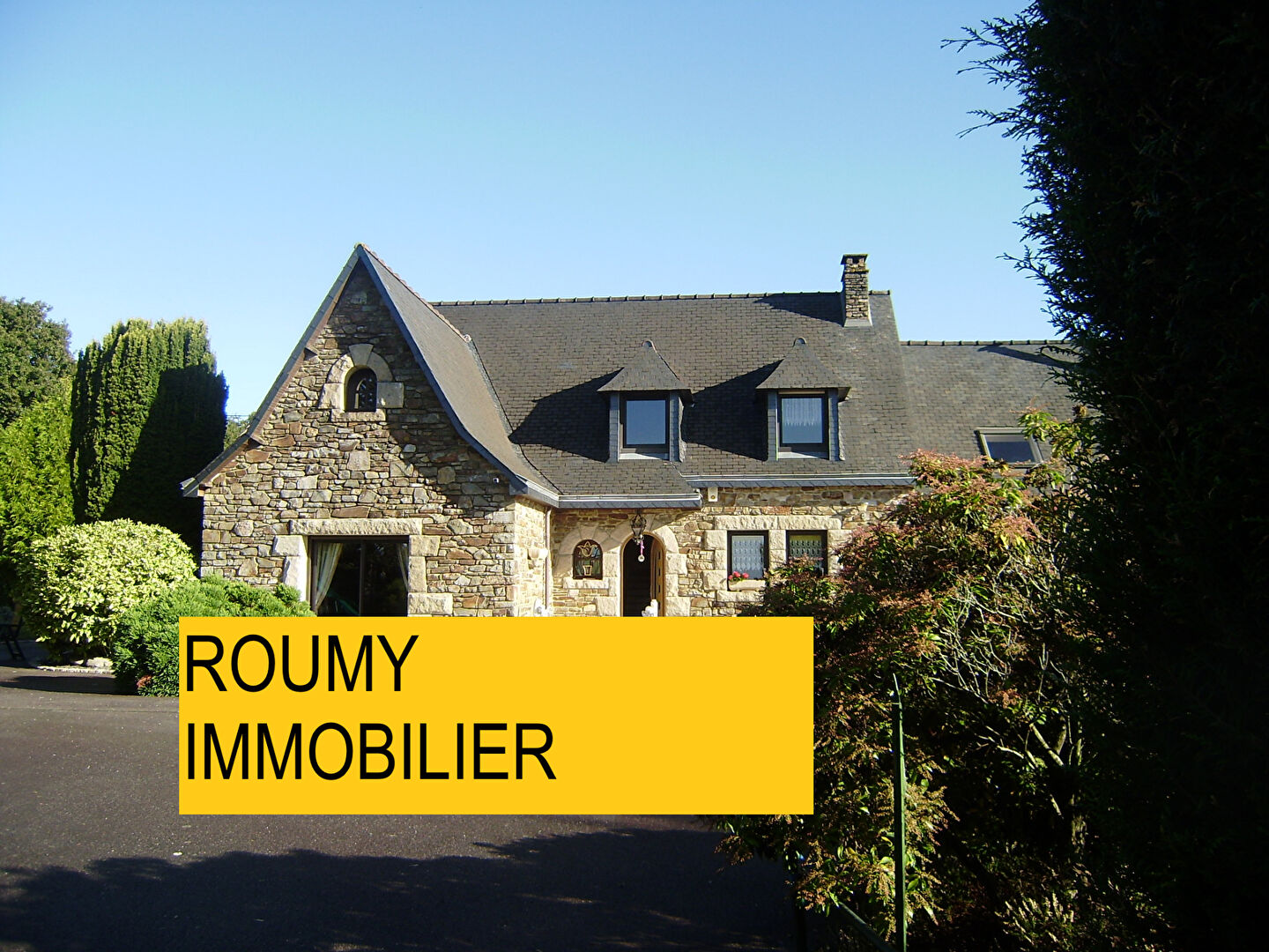 Maison  indépendante LASSY 7 pièce(s) 199m²