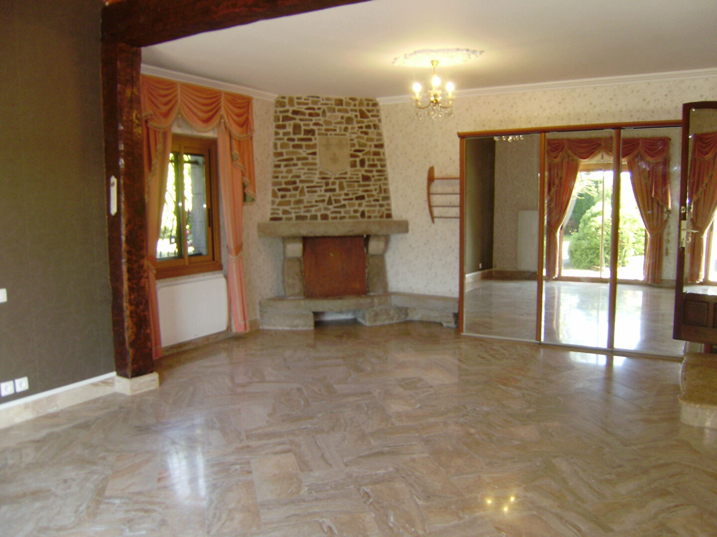 Photo Maison  indépendante LASSY 7 pièce(s) 199m² image 5/6