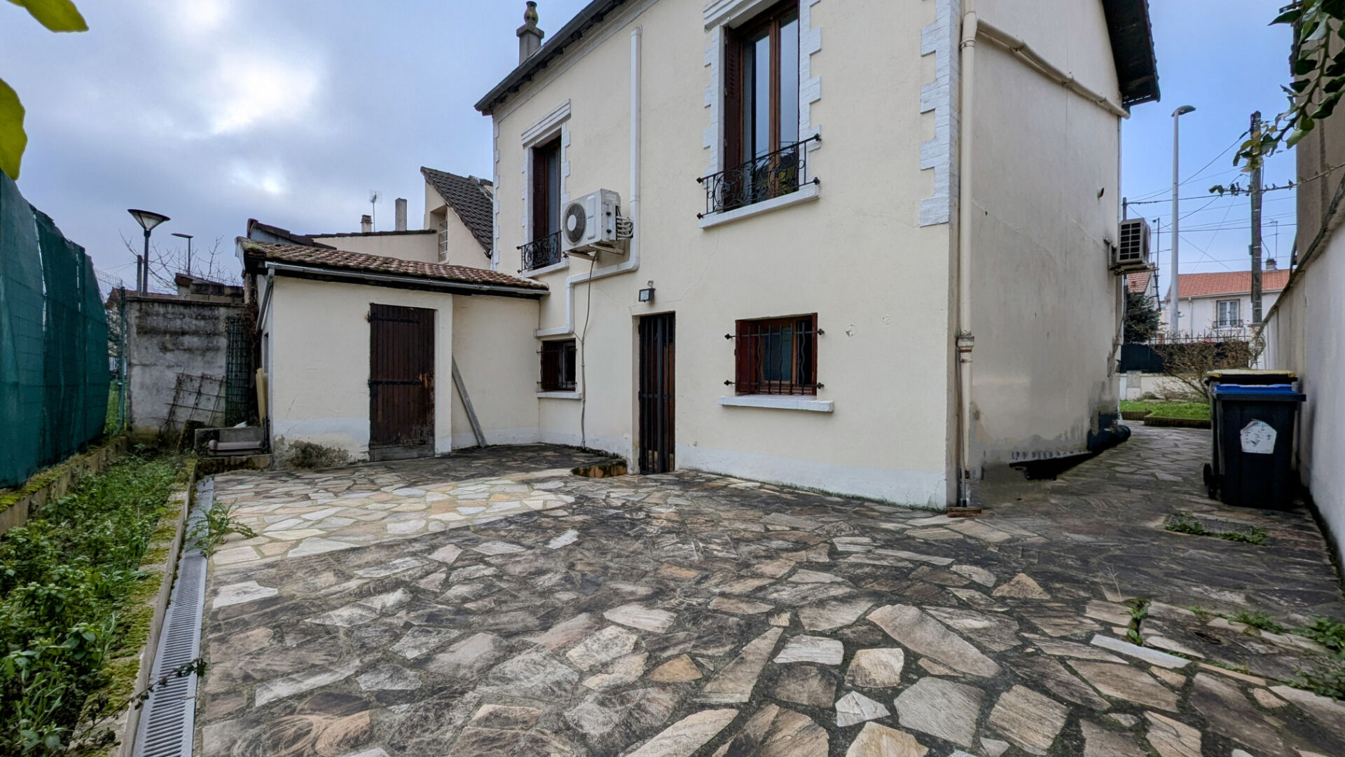 Photo Maison Saint Denis 4 pièce(s) 91.21 m2 image 1/6