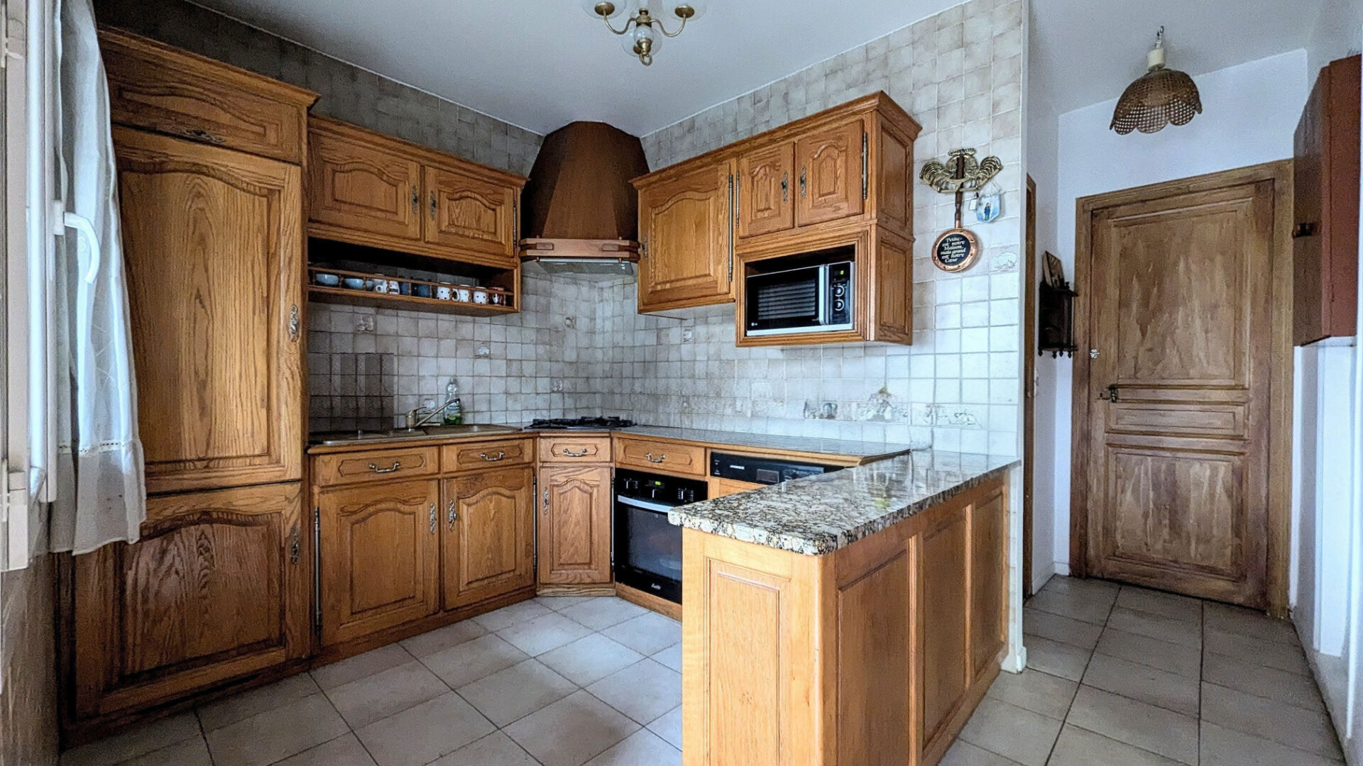 Photo Maison Saint Denis 8 pièce(s) 100 m2 image 2/6