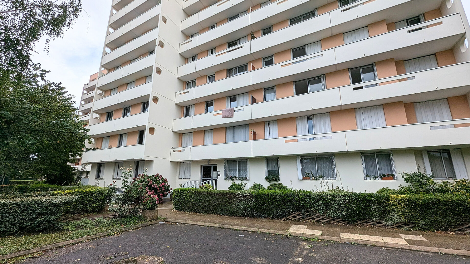 Agence immobilière de SAINT DENIS IMMOBILIER - SAINT DENIS IMMOBILIER