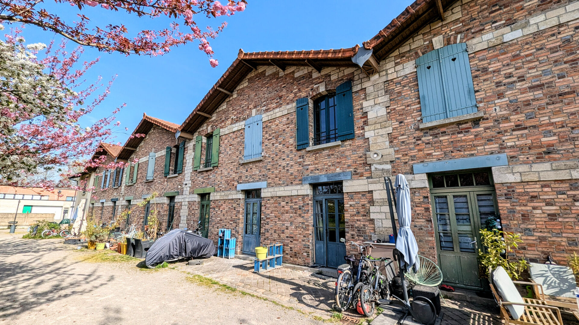 Agence immobilière de SAINT DENIS IMMOBILIER - SAINT DENIS IMMOBILIER