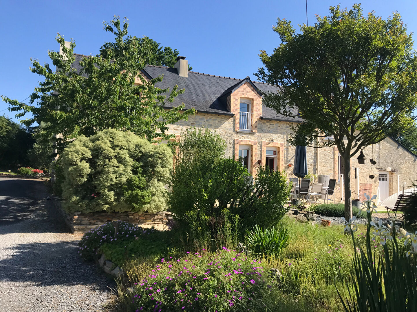 Photo Propriété avec gîte à ERBRAY image 2/6