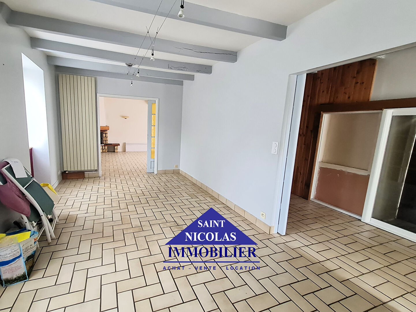 Photo Maison Saint Aubin Des Chateaux 6 pièce(s) 121 m2 image 6/6