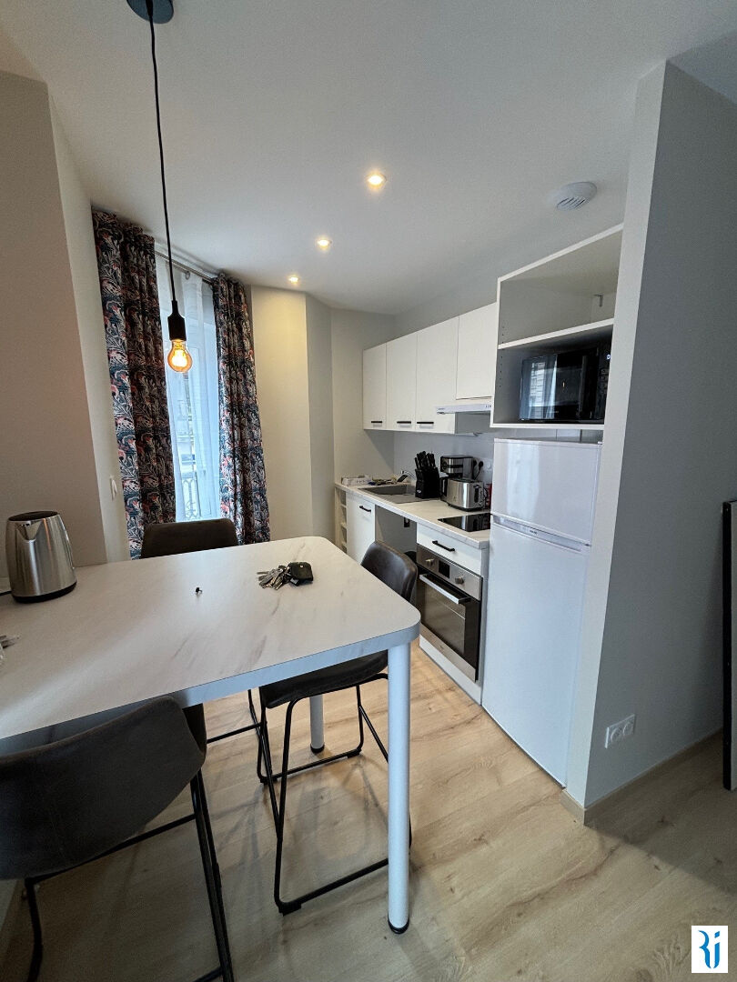 Photo A vendre ROUEN HYPER CENTRE Immeuble de rapport aux prestations haut de gamme. image 2/6