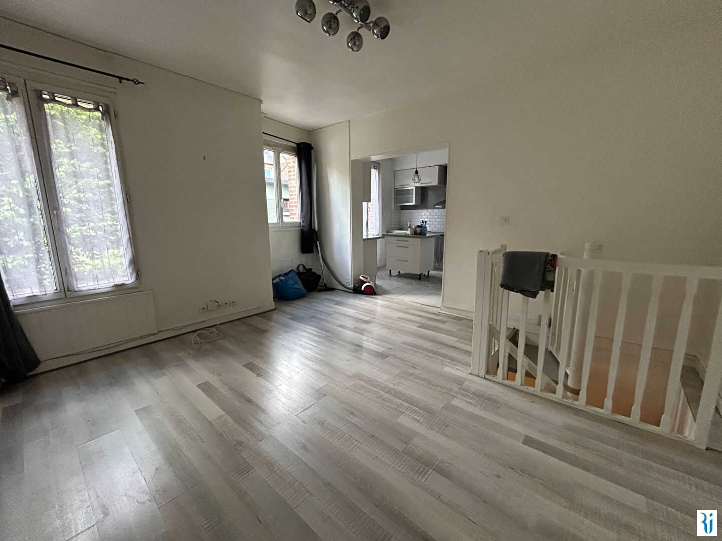 À vendre F2 duplex ROUEN-JOUVENET-GARE 41.71 m2