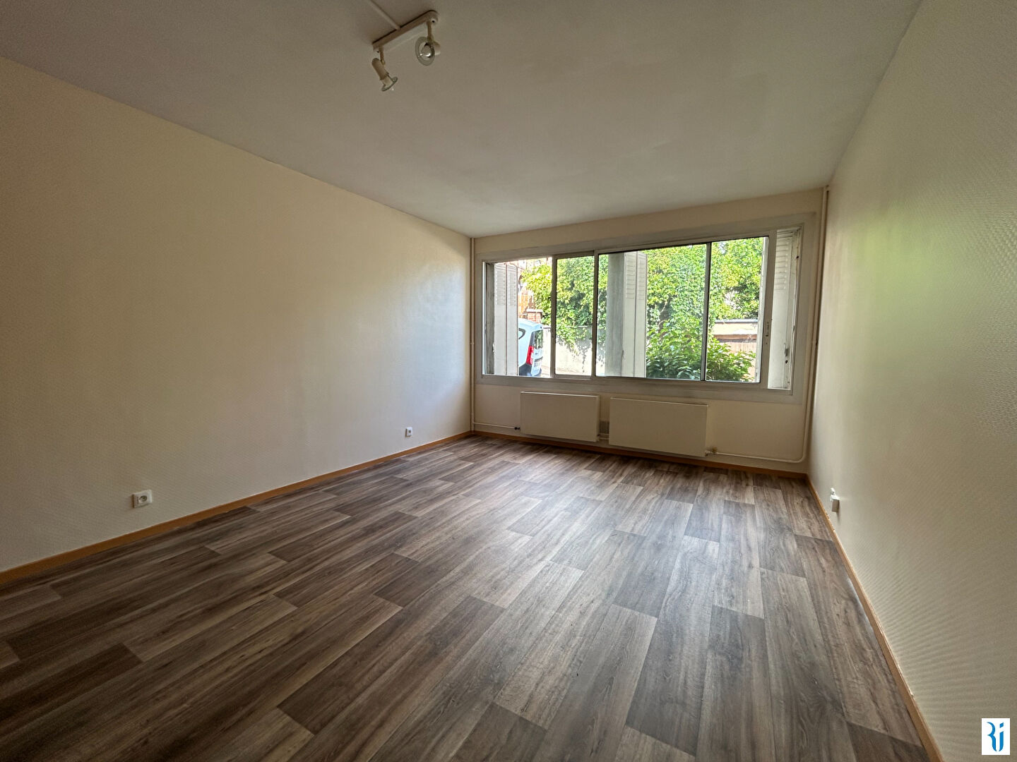 Photo A vendre Rouen Préfecture Studio 24,7m² + parking image 4/6