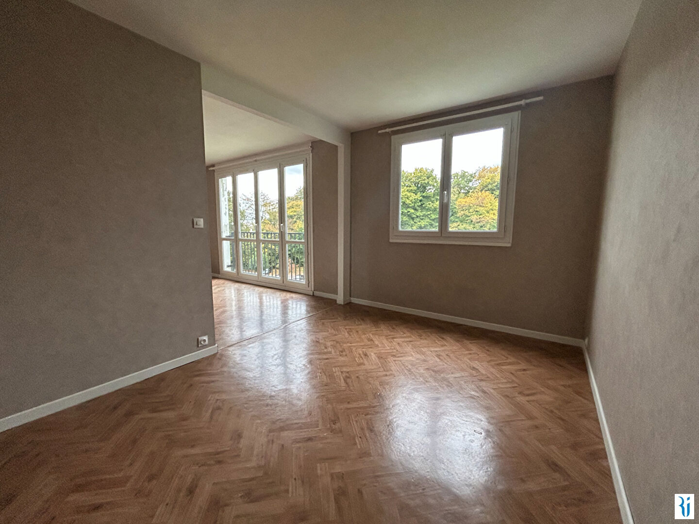 Photo À Vendre Appartement Maromme F4 71.71 m2 image 2/6