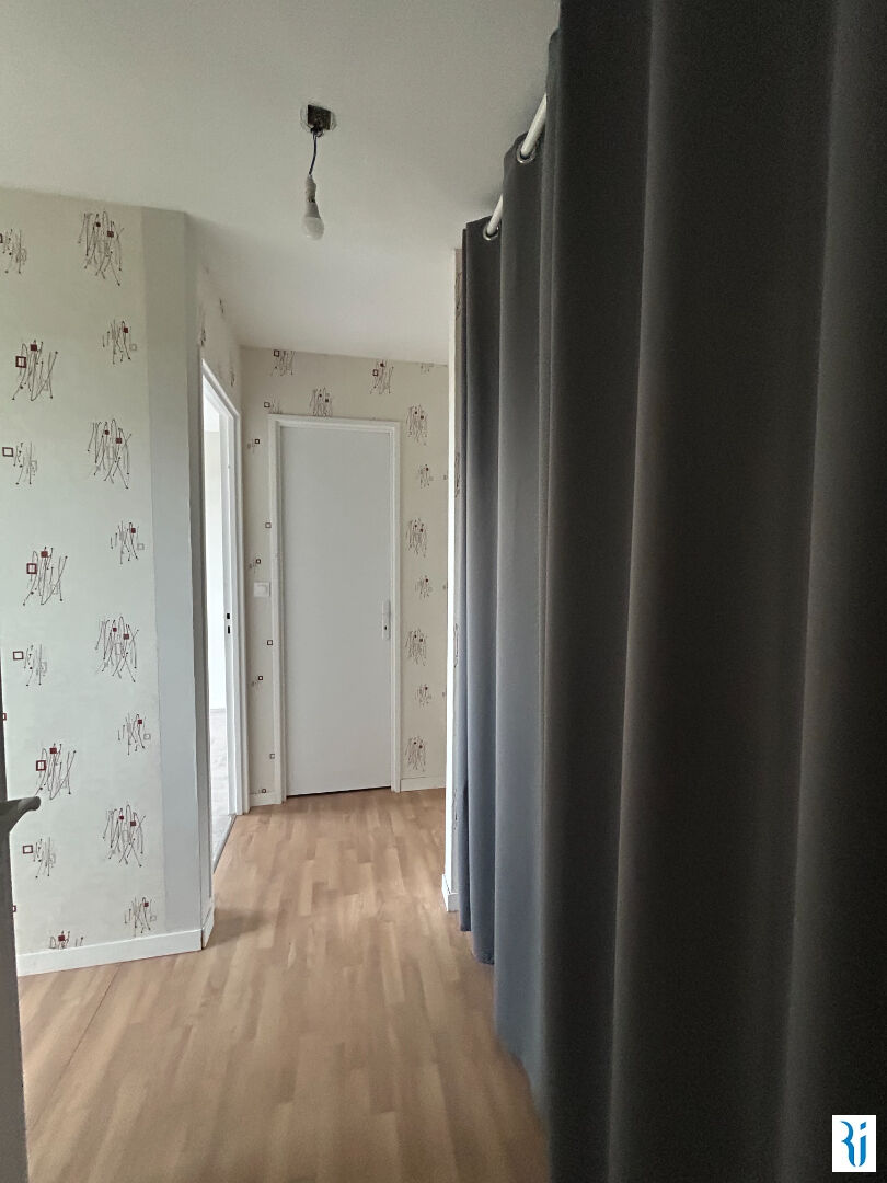 Photo À Vendre Appartement Maromme F4 71.71 m2 image 4/6